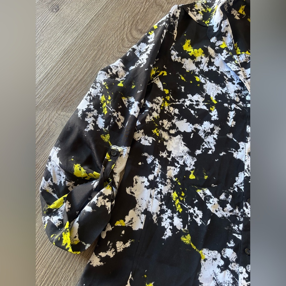 Alice + Olivia Button-down Print Divine Opal Silk Shirt - Picture 8 of 11